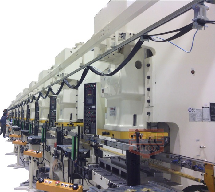 連桿式機(jī)械手在多工序沖壓自動化中有哪些作用？