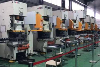 中板1米三合一送料機、獨立機械手