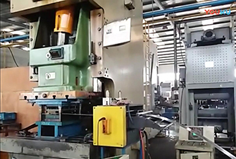 400厚板NC送料機，材料架，整平機